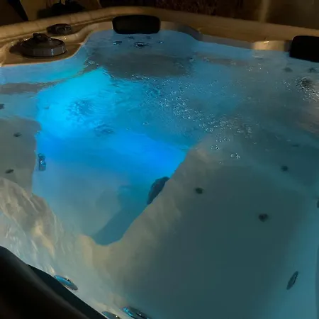 Ercole With Jacuzzi Pool *